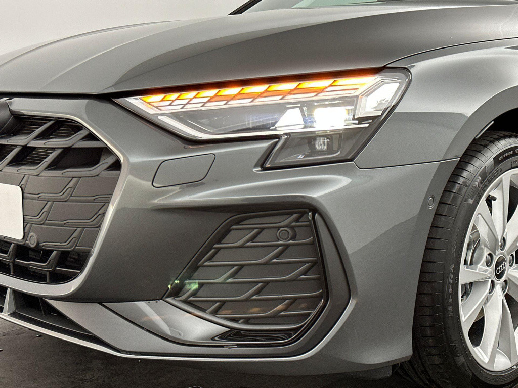 Audi A3 limousine s edition 35 tfsi 110 kw / 150 pk limousine 7 vers