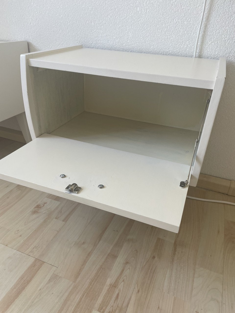 2 Nachtkastjes Of leuk lief set witte kastjes