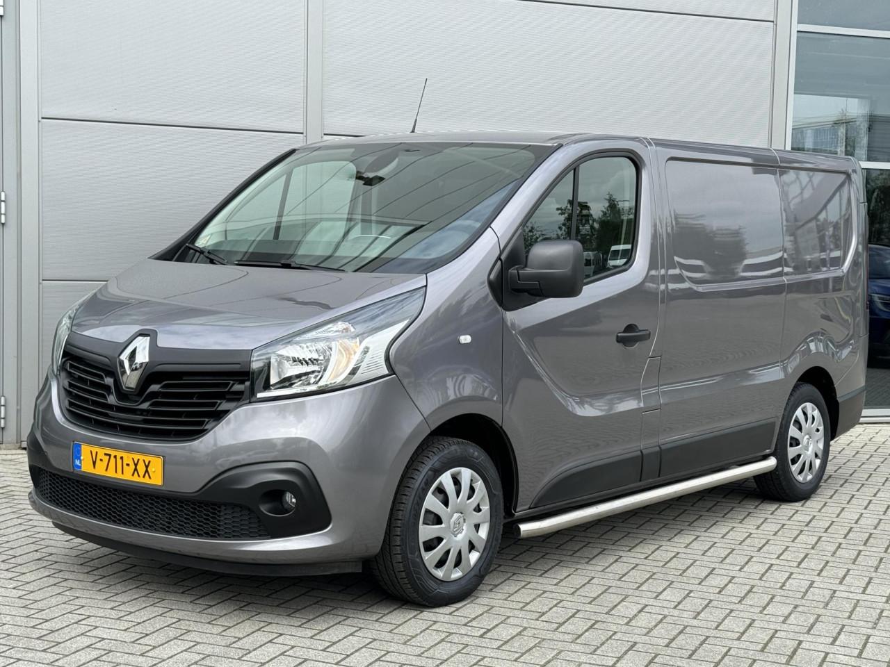 Renault Trafic 1.6 dci airco, navigatie, cr.control