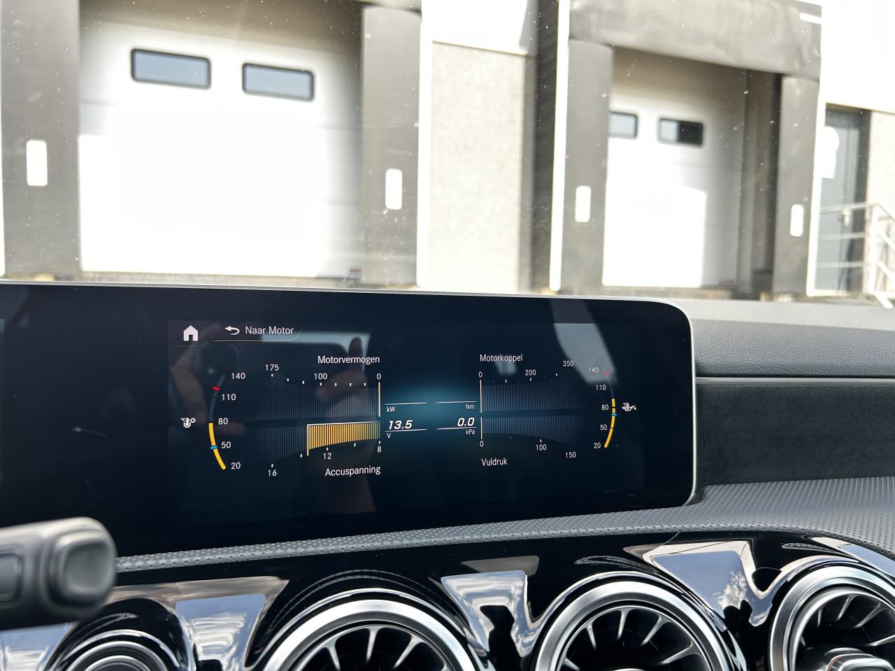 Mercedes A-klasse 200 AMG-LINE /GARANTIE/CARPLAY/APK/STOELV