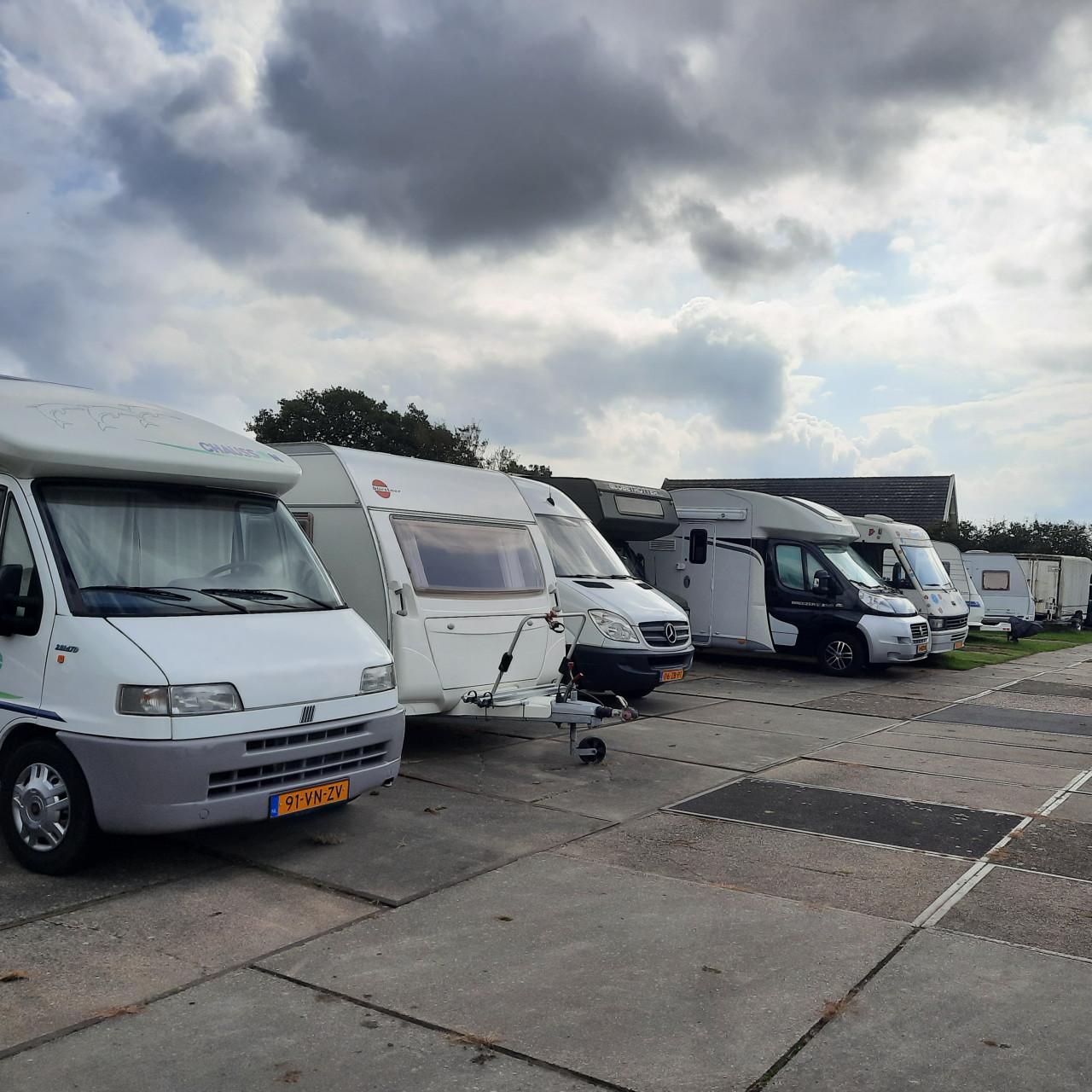 Buitenstalling te Kloetinge tot 7.5 meter