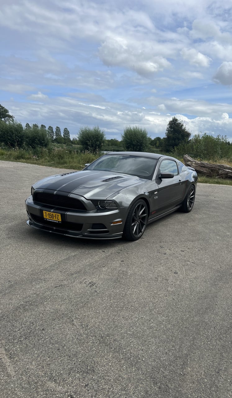 Ford Mustang 5.0 V8