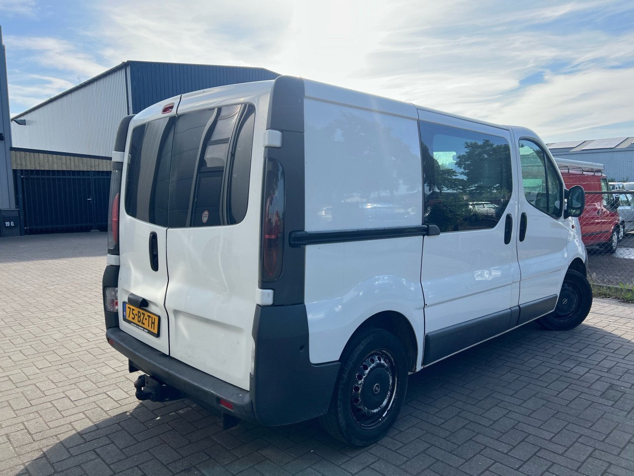 Opel Vivaro 1.9CDTi L1H1 3zits Vol Jaar Apk