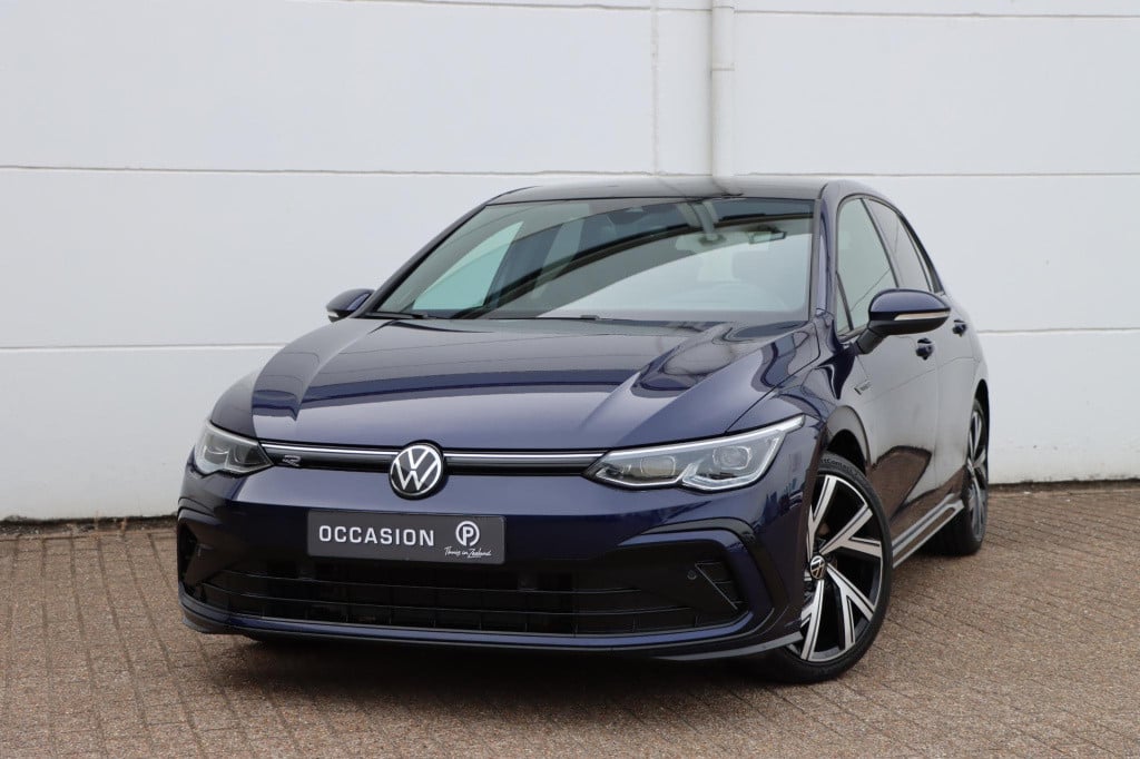 Volkswagen Golf 1.5 etsi r-line