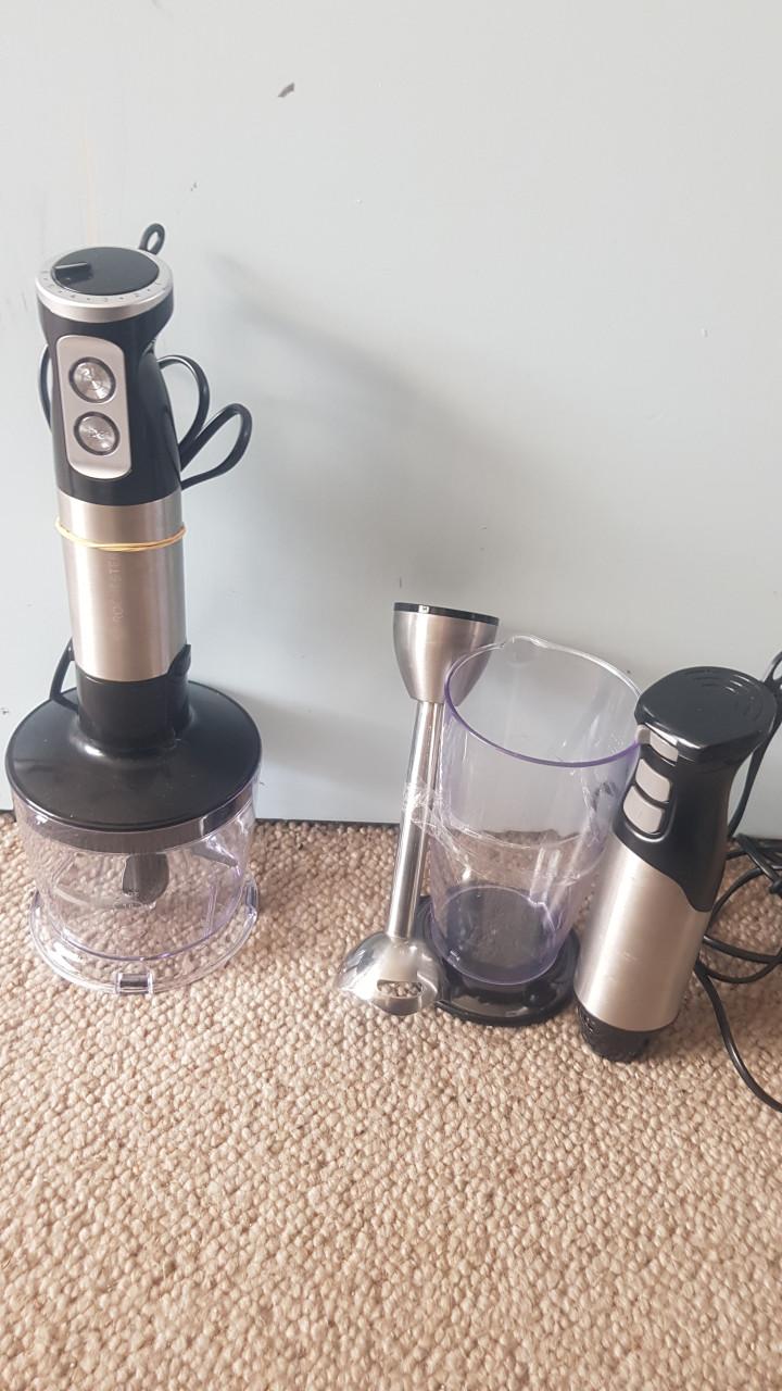 Partij kleinere keuken apparaten