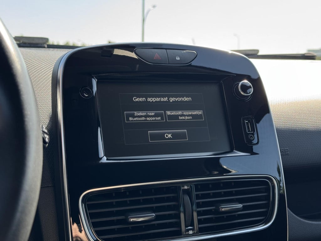 Renault Clio 0.9 tce intens | navigatie | led koplampen | keyless entry | c