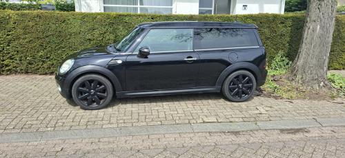 Mini Cooper Clubman Chilli 2010 weinig km's