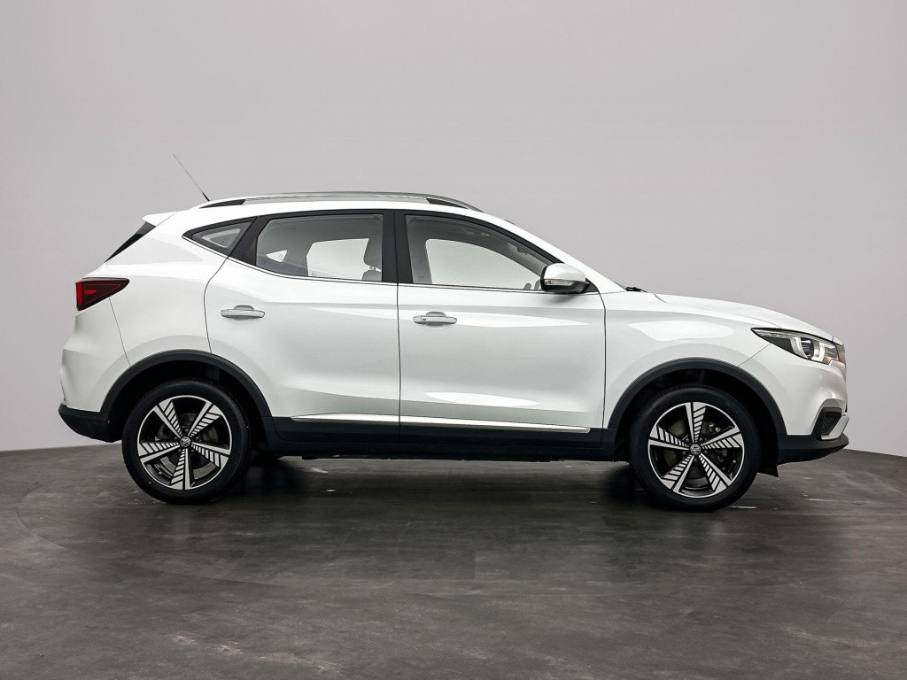 MG Zs-ev luxury 45 kwh | panoramadak | dealer onderhouden | leder | apple c