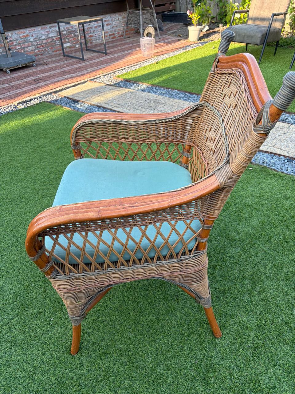 Leuke riete stoel