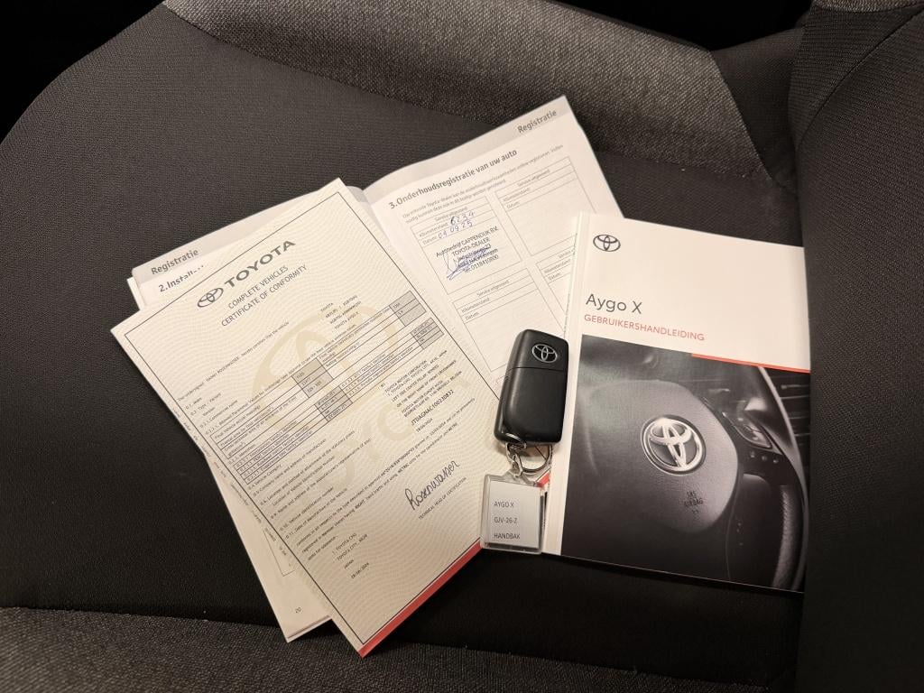 Toyota Aygo x 1.0 vvt-i mt play