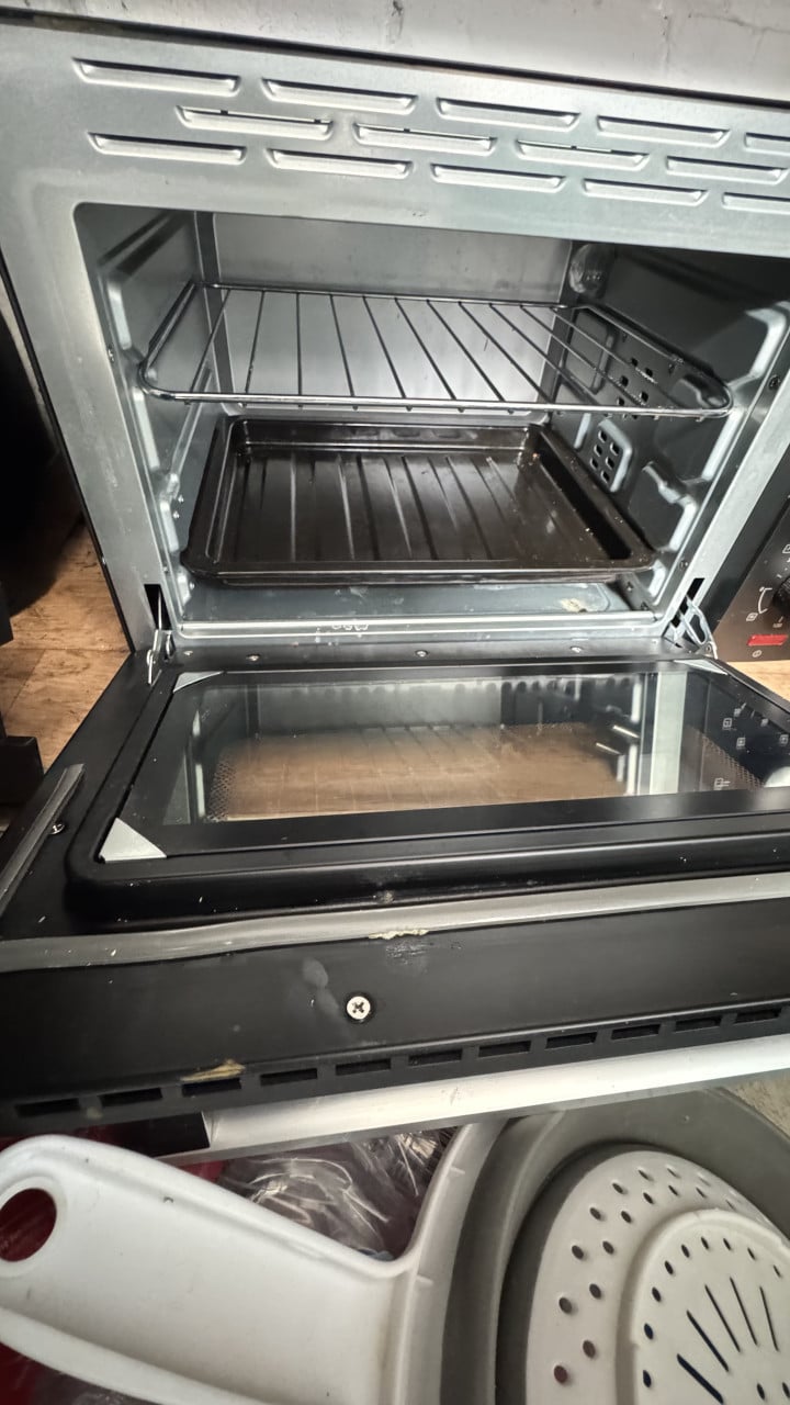 Oven