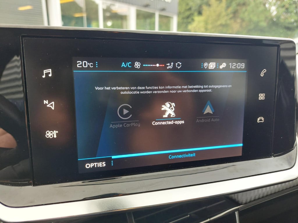 Peugeot 208 1.2 active pack navi/airco/lmv