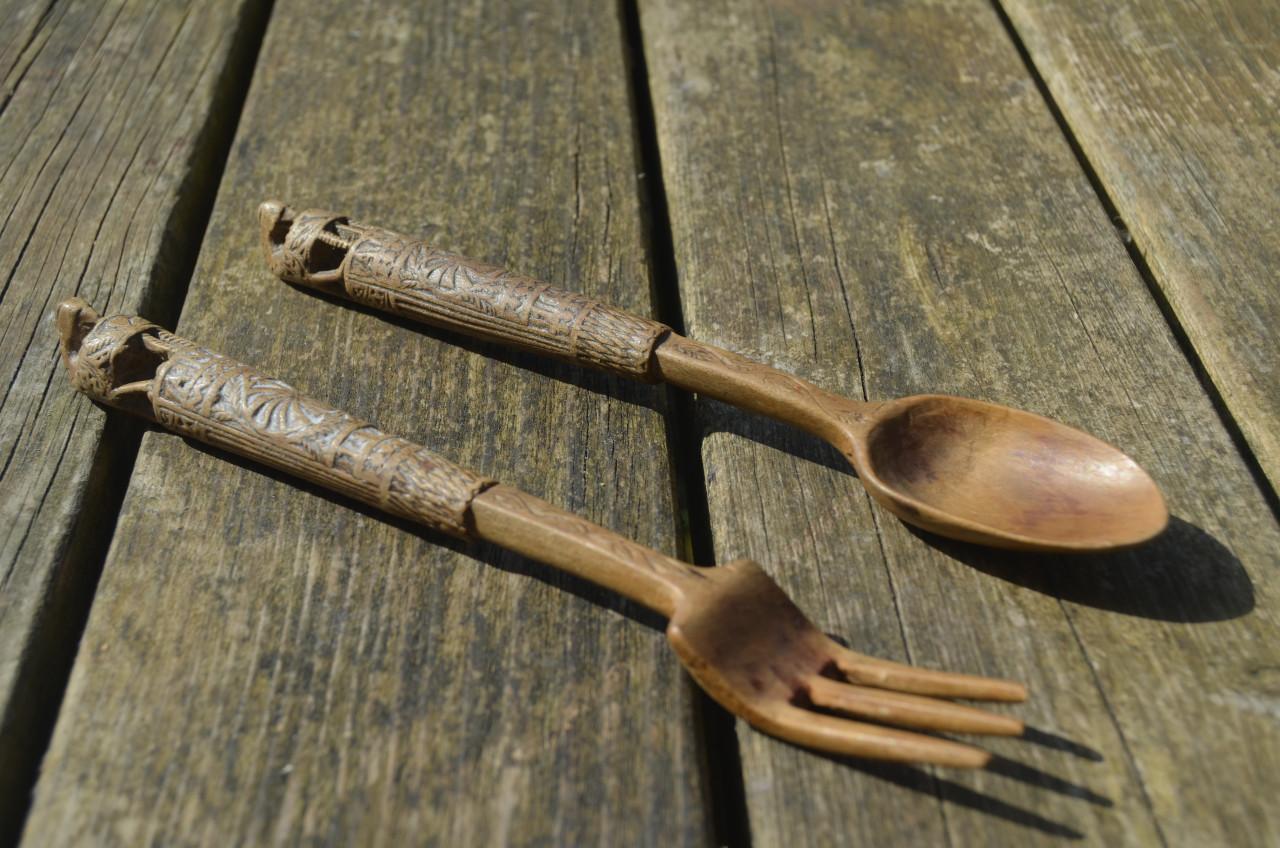 Mooi gestoken (sla) bestekje 1892