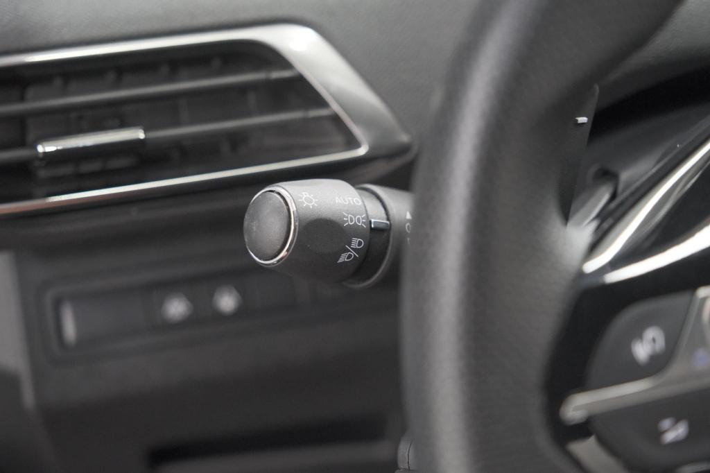 Peugeot 3008 puretech 130 eat8 gt | camera | dodehoekdetectie | adaptieve c