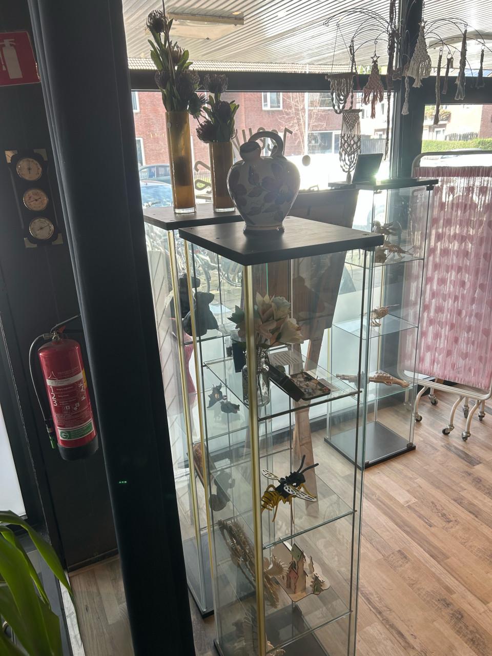 Vitrine kast 3x