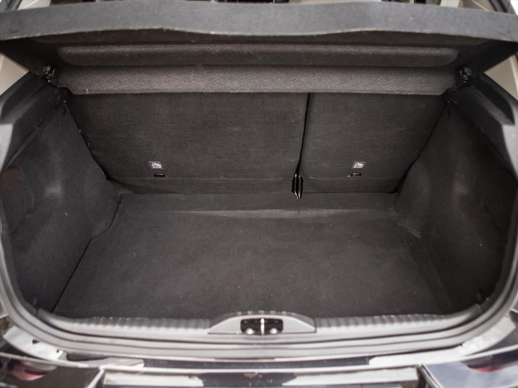 Citroen C3 1.2 puretech 83pk shine | navigatie | apple carplay & android au