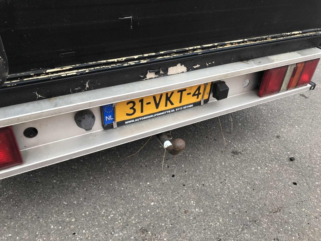 Mitsubishi Pajero l030p standaard