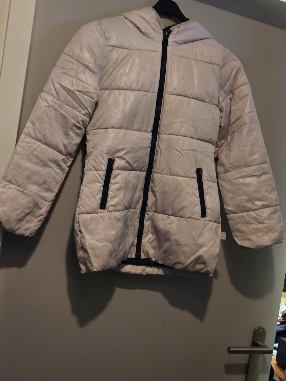 Kinderwinterjas van Benetton met capuchon voor meisjes - maat: L (8-9 jaar)