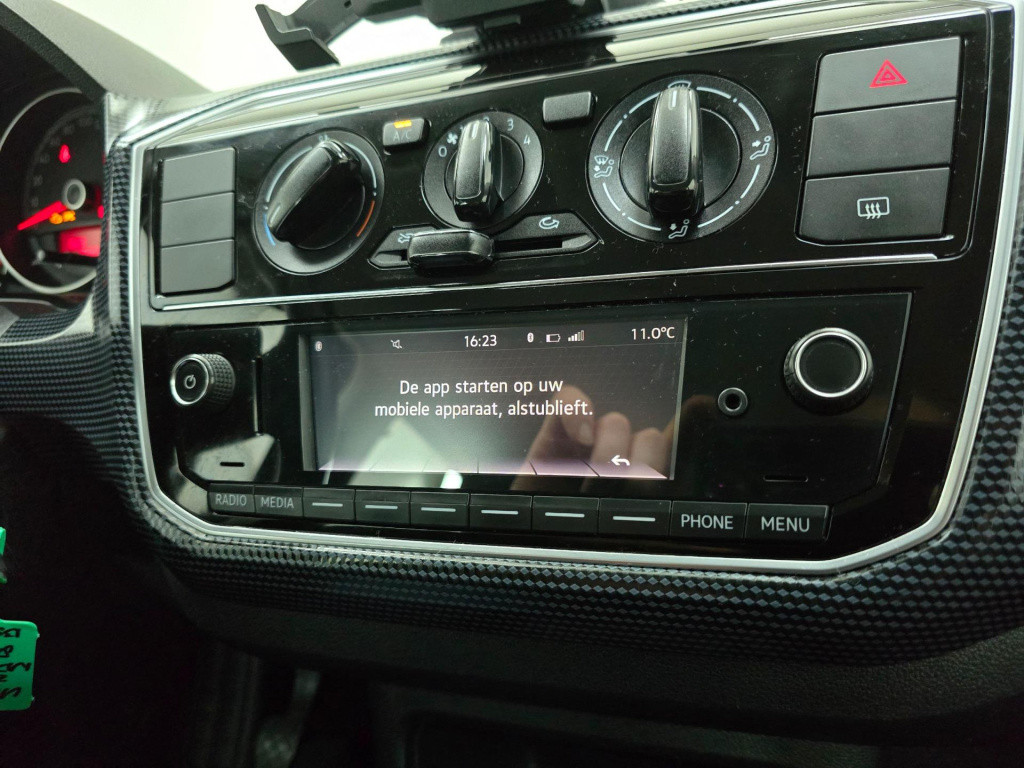 Volkswagen UP! occasion 1.0 bmt up! beats met bluetooth audio! | tweedehand