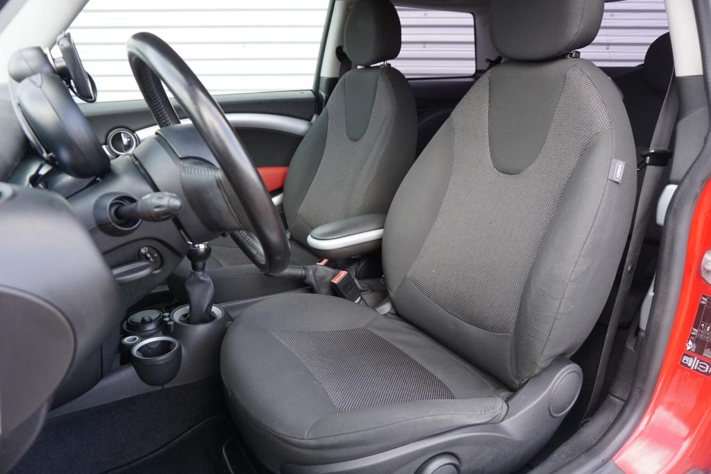 Mini One mini 1.4 airco / elektr. ramen / lm velgen