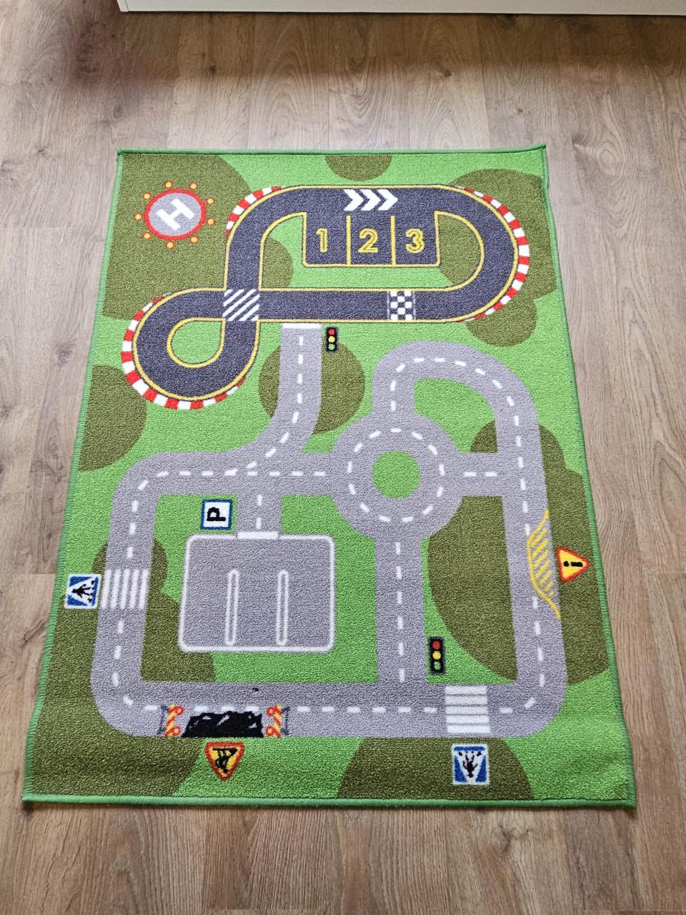 Diverse speelkleden kinderkamer