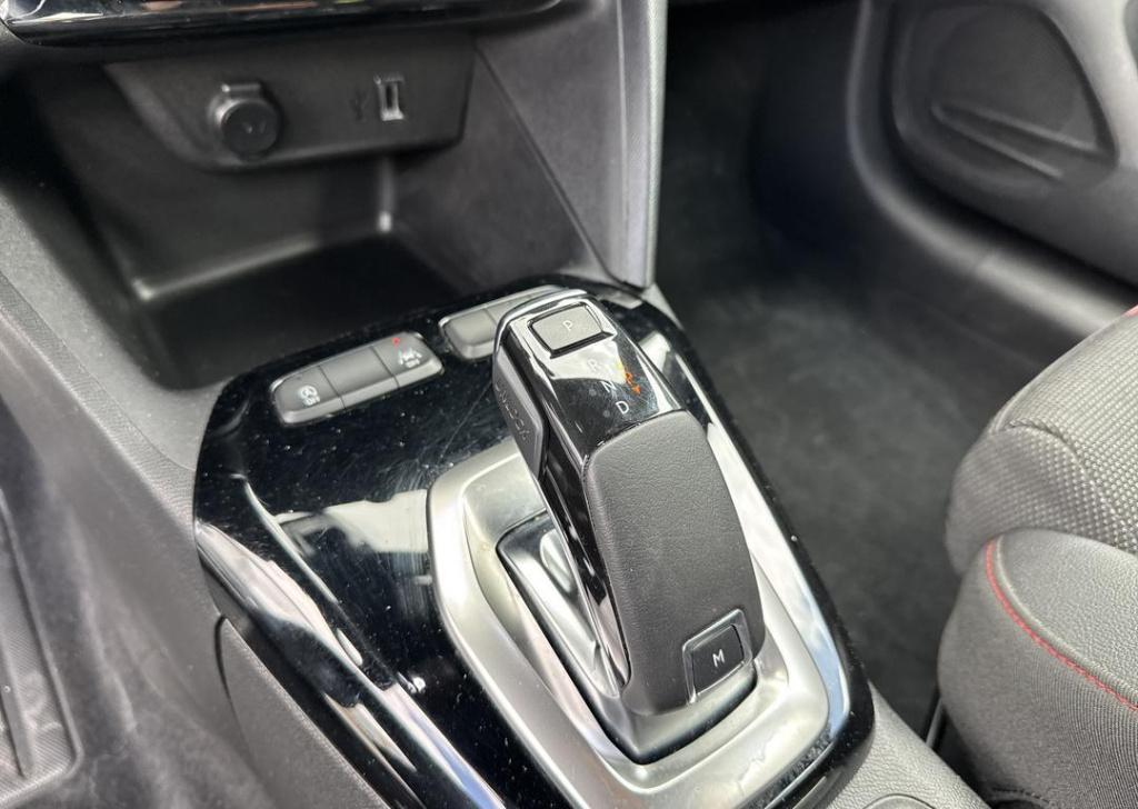 Opel Corsa 1.2 gs line automaat - trekhaak / camera