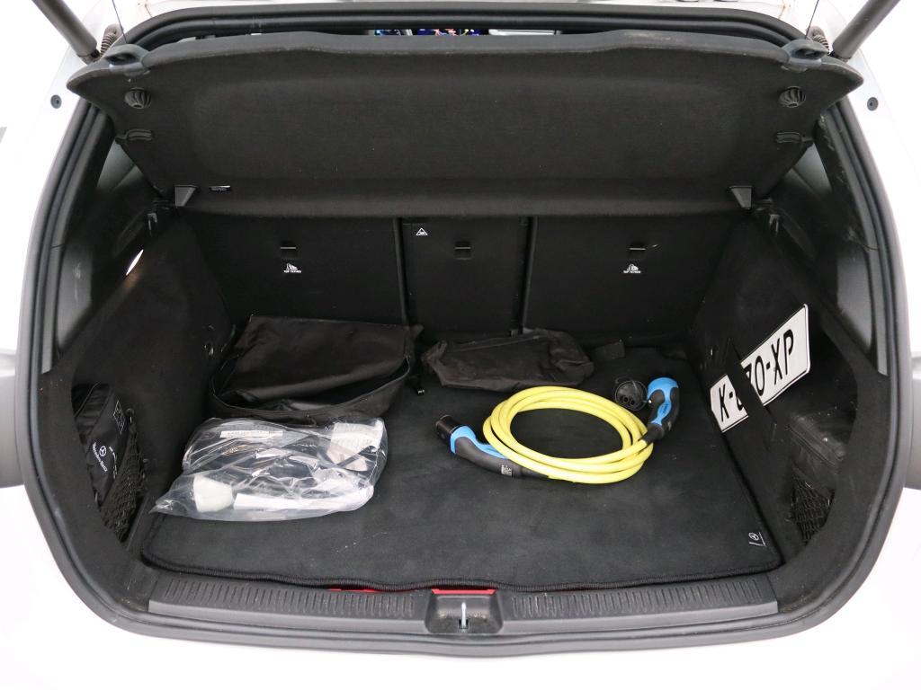 Mercedes-Benz B-Klasse 250 e business solution amg limited trekhaak | amg l