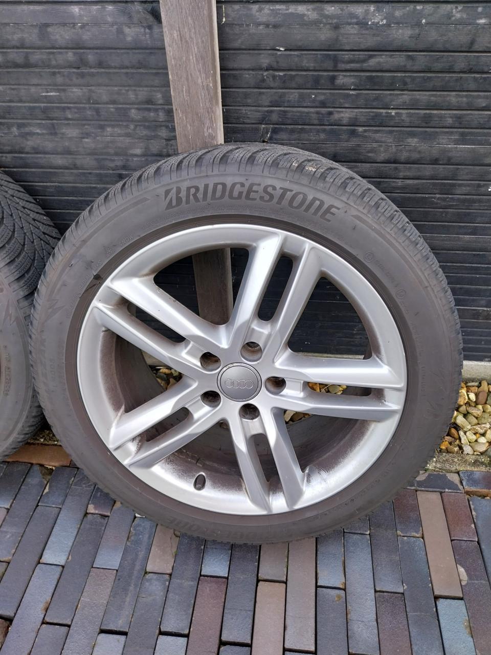 Te koop originele Audi A6 velgen met winterbanden
