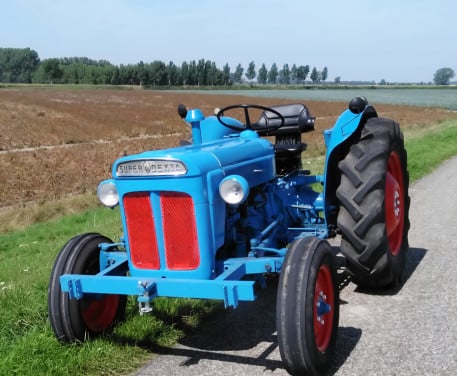 Ford superdexta