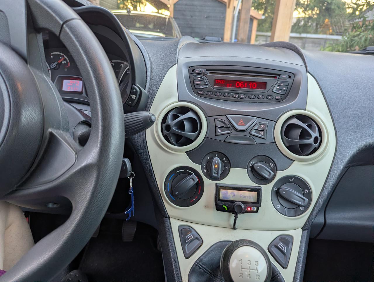 Ford Ka 1.2 Cool & Sound | Slechts 36.975 km | Airco | 2e eigenaar