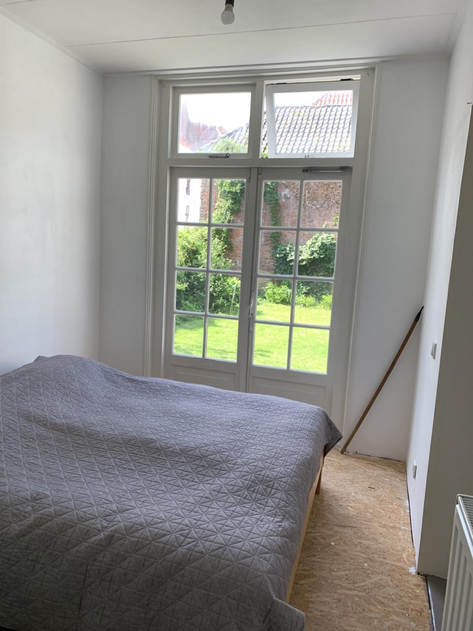 Vlissingen: Gemeubileerd appartement met toegang tot de gezamenlijke tuin