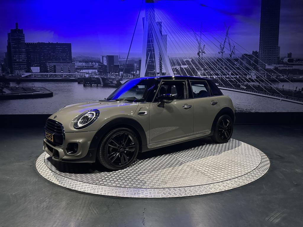 Mini 5-deurs 1.5 cooper 60 years edition *jcw-pakket*led*pano*winterpakket*