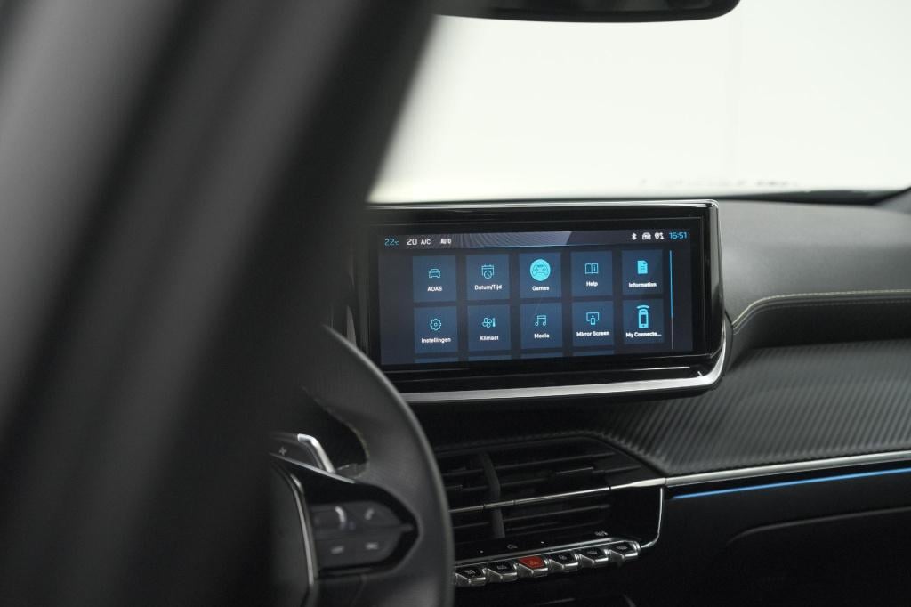 Peugeot 2008 1.2 hybrid 136 gt | 360 camera | adaptieve cruise control | na