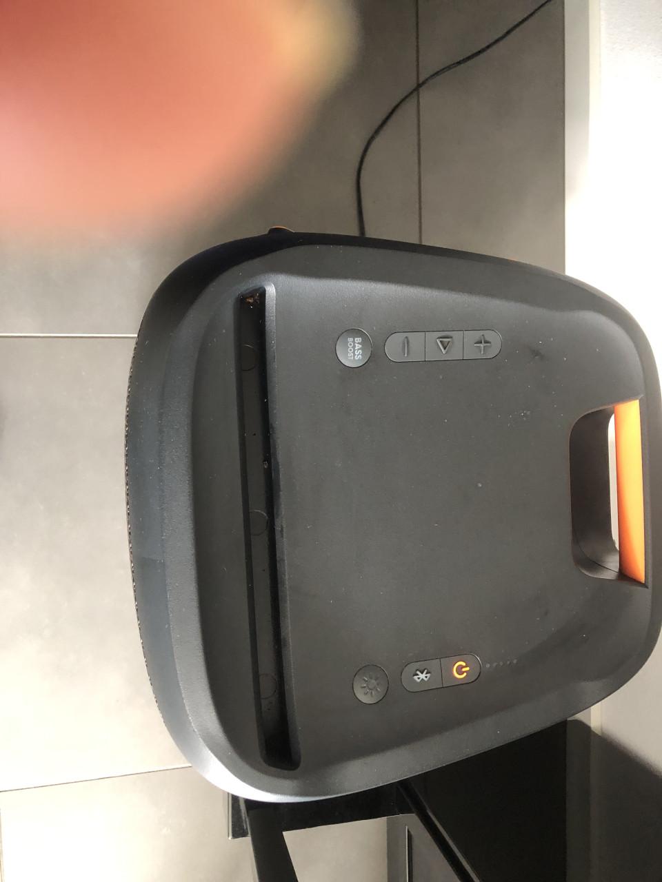 Party speaker300  JBL