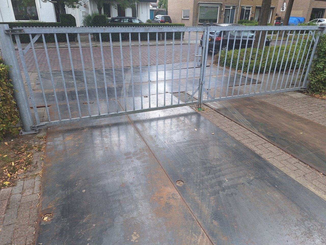 Draaipoort, inrijpoort, Poort gegalvaniseerd