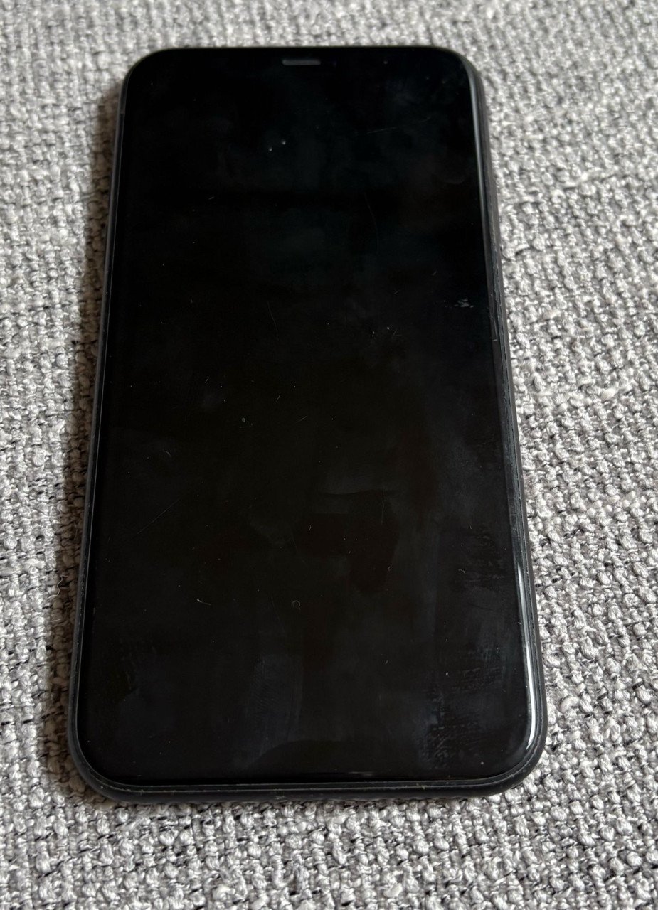 Apple iPhone 11