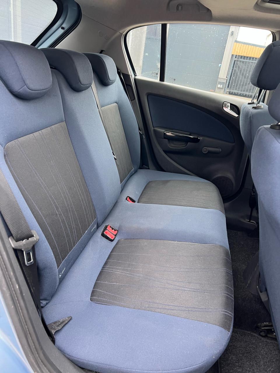 Opel Corsa 1.4-16V Enjoy 179.180KM Jaar Apk