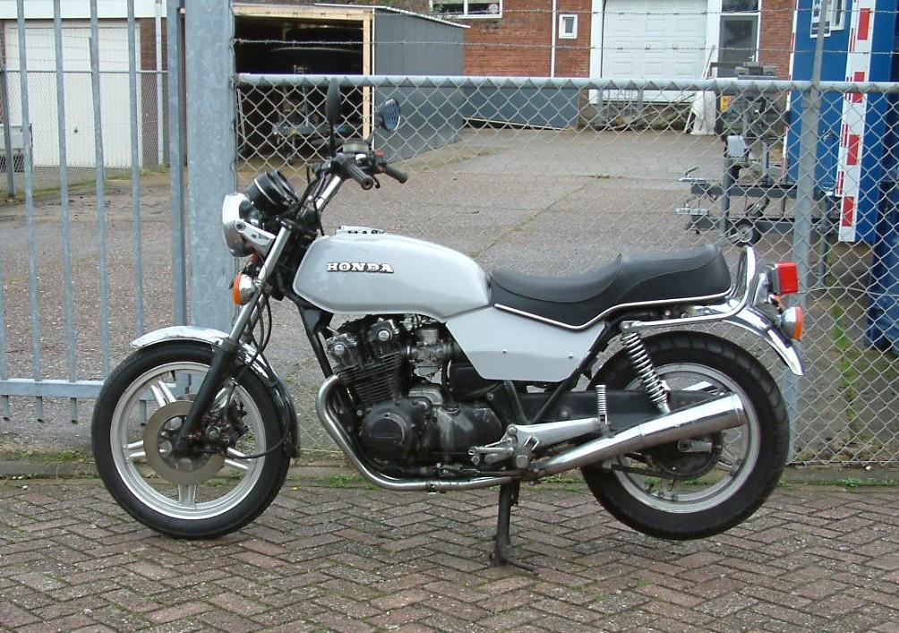 Honda cb 750