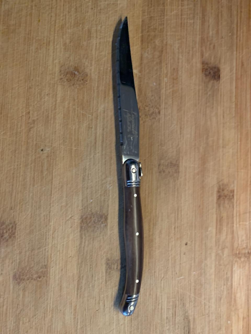 6 steak messen in houder. merk Laguiole style de Vie