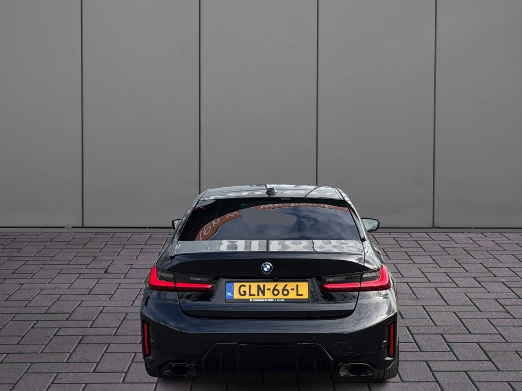 BMW 3-serie 320e m sport pro | m performance | vol opties | h&k | pano | le