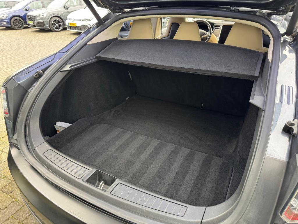 Tesla Model S 85d 700pk performance * lifetime" supercharging!!