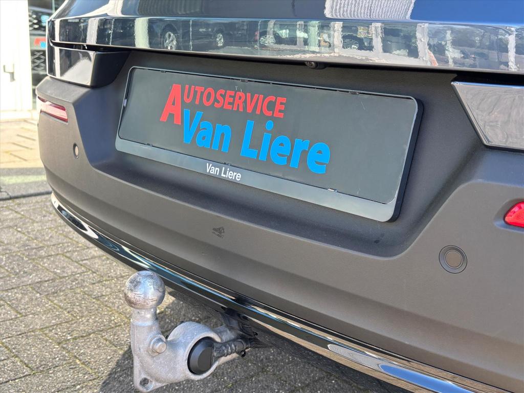 Volvo XC40 b4 197pk mild hybrid aut plus dark| 1e eigenaar|nl auto| rijklaa