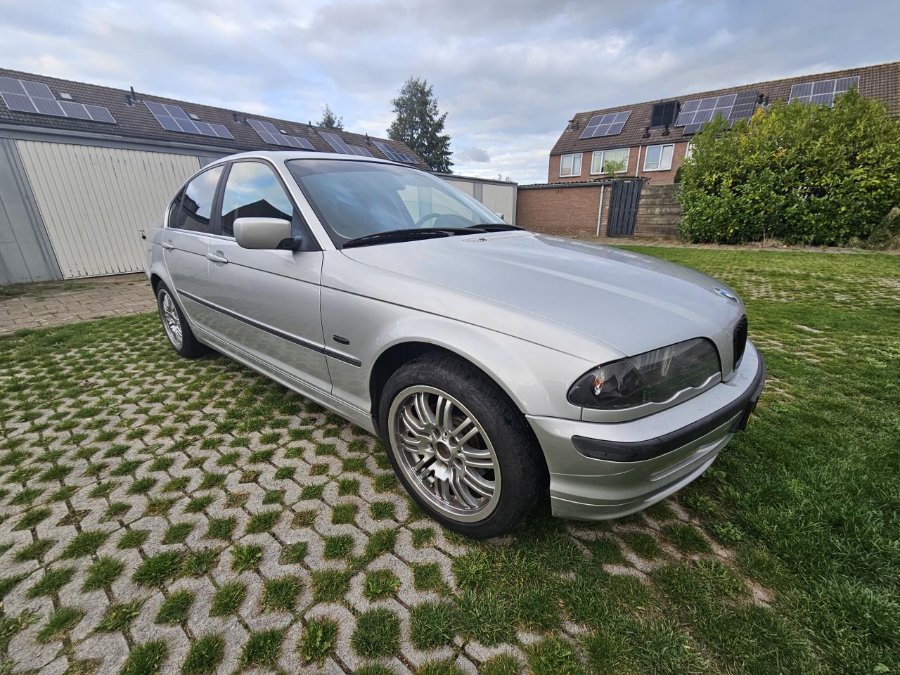Bmw 3 serie 320i