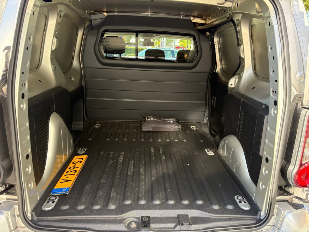 Peugeot Partner 120 1.6 bluehdi 75 l1 premium pack