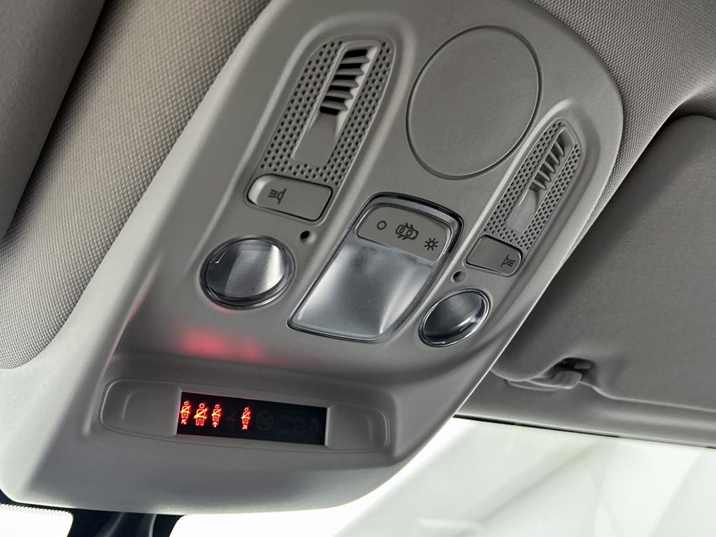 Citroen C4 130 pk automaat feel collection | rijklaar | keyless entry | nav