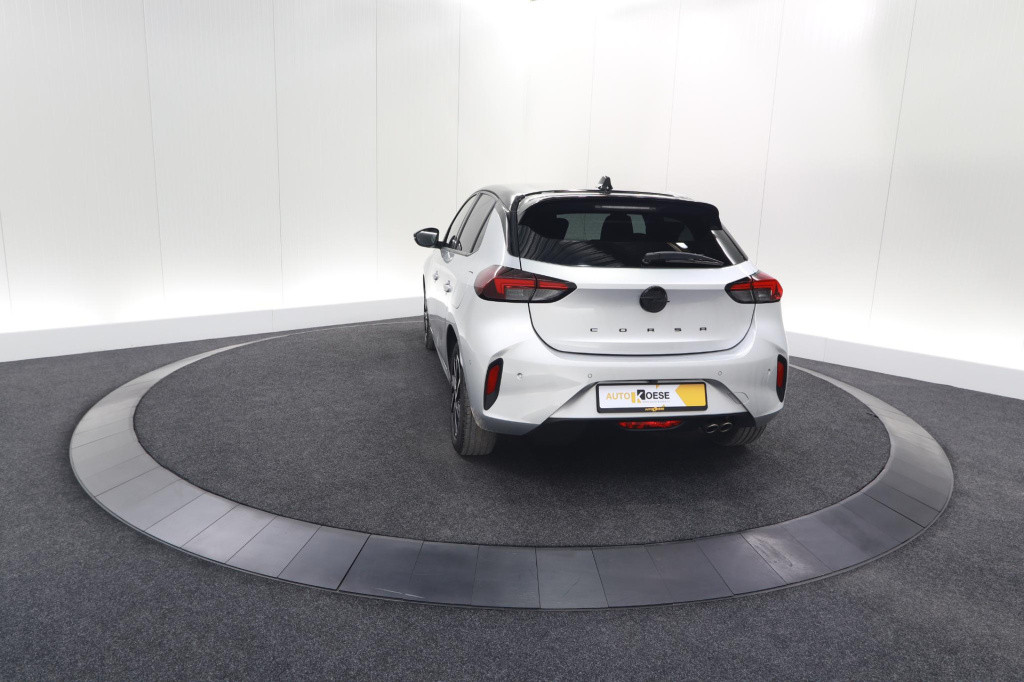 Opel Corsa 130 eat8 gs line | camera | navigatie | apple carplay | parkeers
