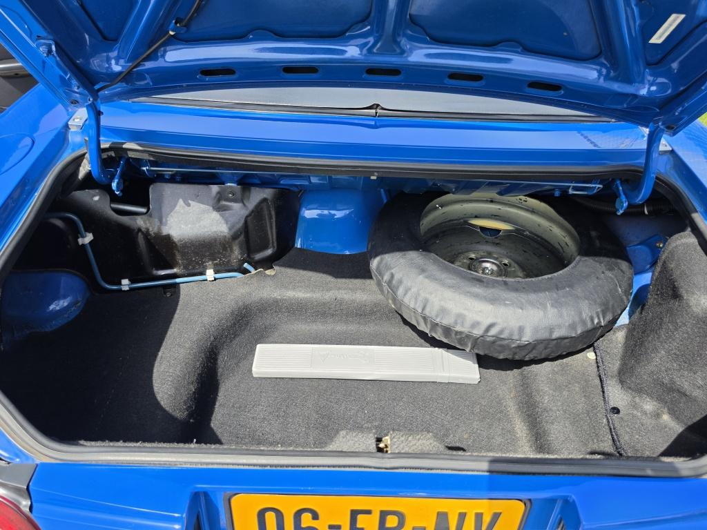 Mazda Mx-5 miata 1.6 | hardtop | airco | kofferrek | softtop
