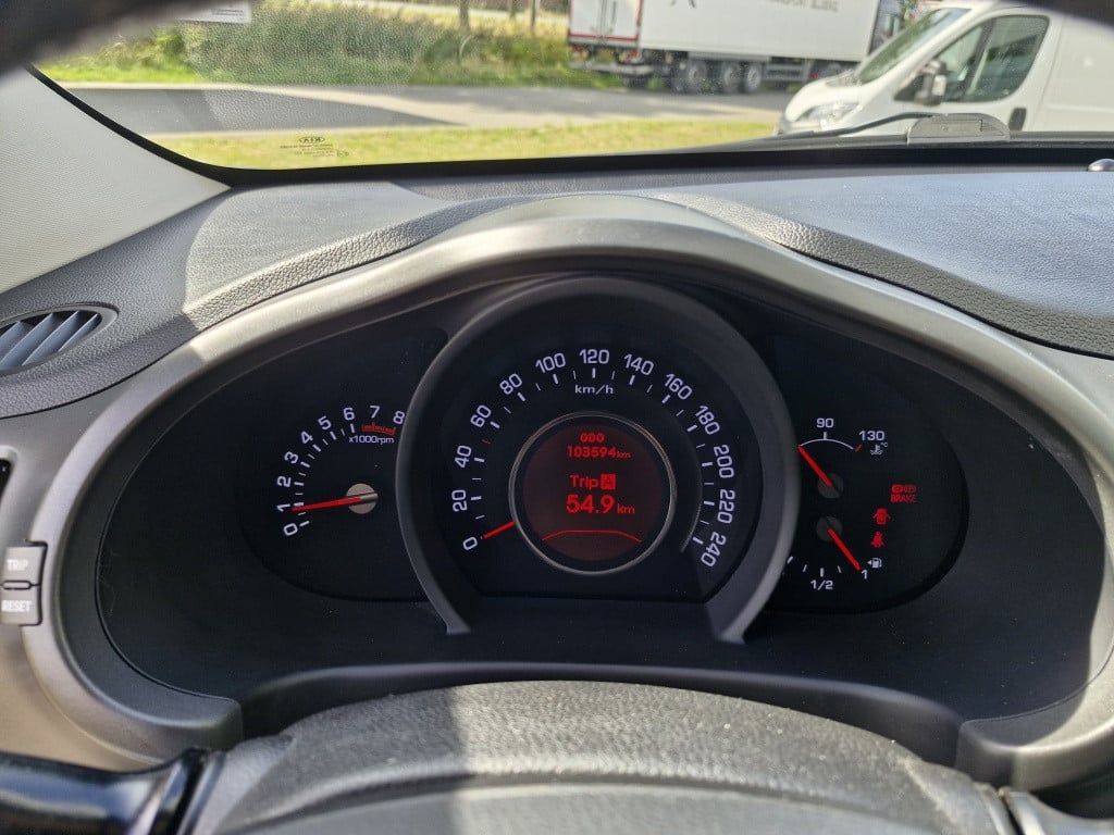 Kia Sportage 1.6 gdi x-ecutive +