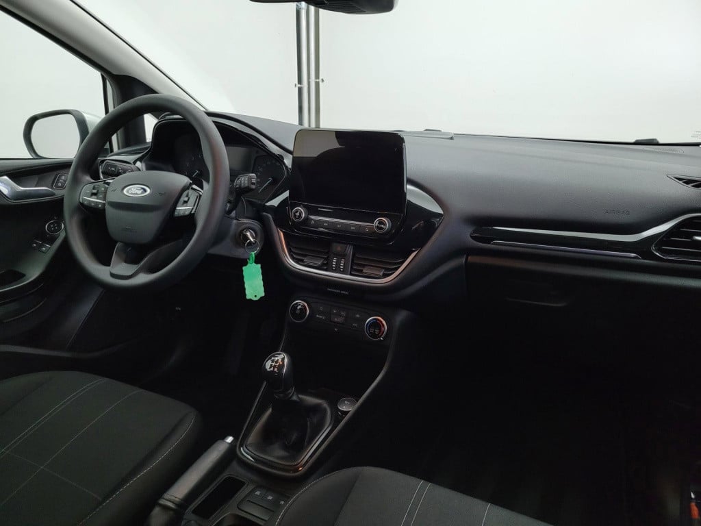 Ford Fiesta 1.1 trend | voorruitverwarming | velgen | cruisecontrol | groot