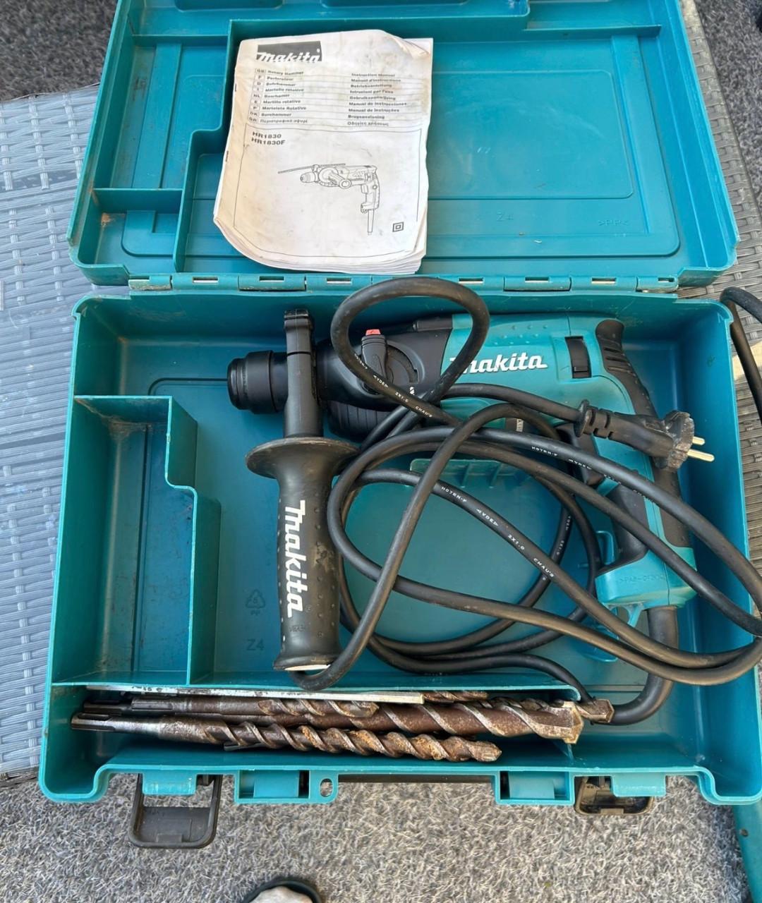 Makita boorhamer HR1830/HR1830F met doos en toebehoren